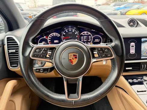 Used 2019 Porsche Cayenne AWD/4WD image 21