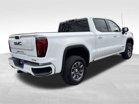 Used 2024 GMC Sierra 1500 AT4 w/ Technology Package image 5
