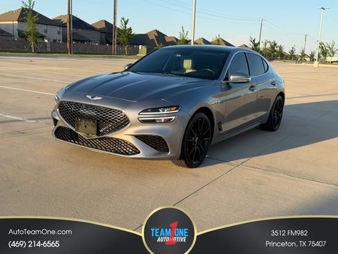 Used 2022 Genesis G70 3.3T RWD image 1