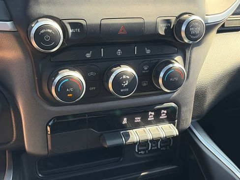 Used 2020 RAM 1500 Big Horn AWD/4WD image 24