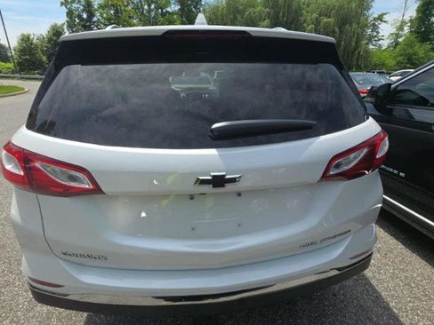 Used 2021 Chevrolet Equinox Premier AWD/4WD image 5