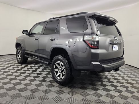 Used 2019 Toyota 4Runner TRD Off-Road image 3