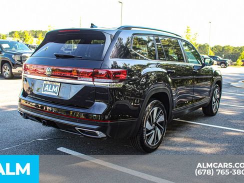 Used 2025 Volkswagen Atlas SE FWD image 5