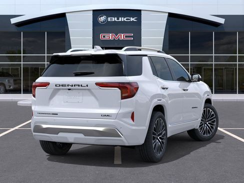 New 2026 GMC Terrain Denali w/ LPO, Black Badging Package image 4
