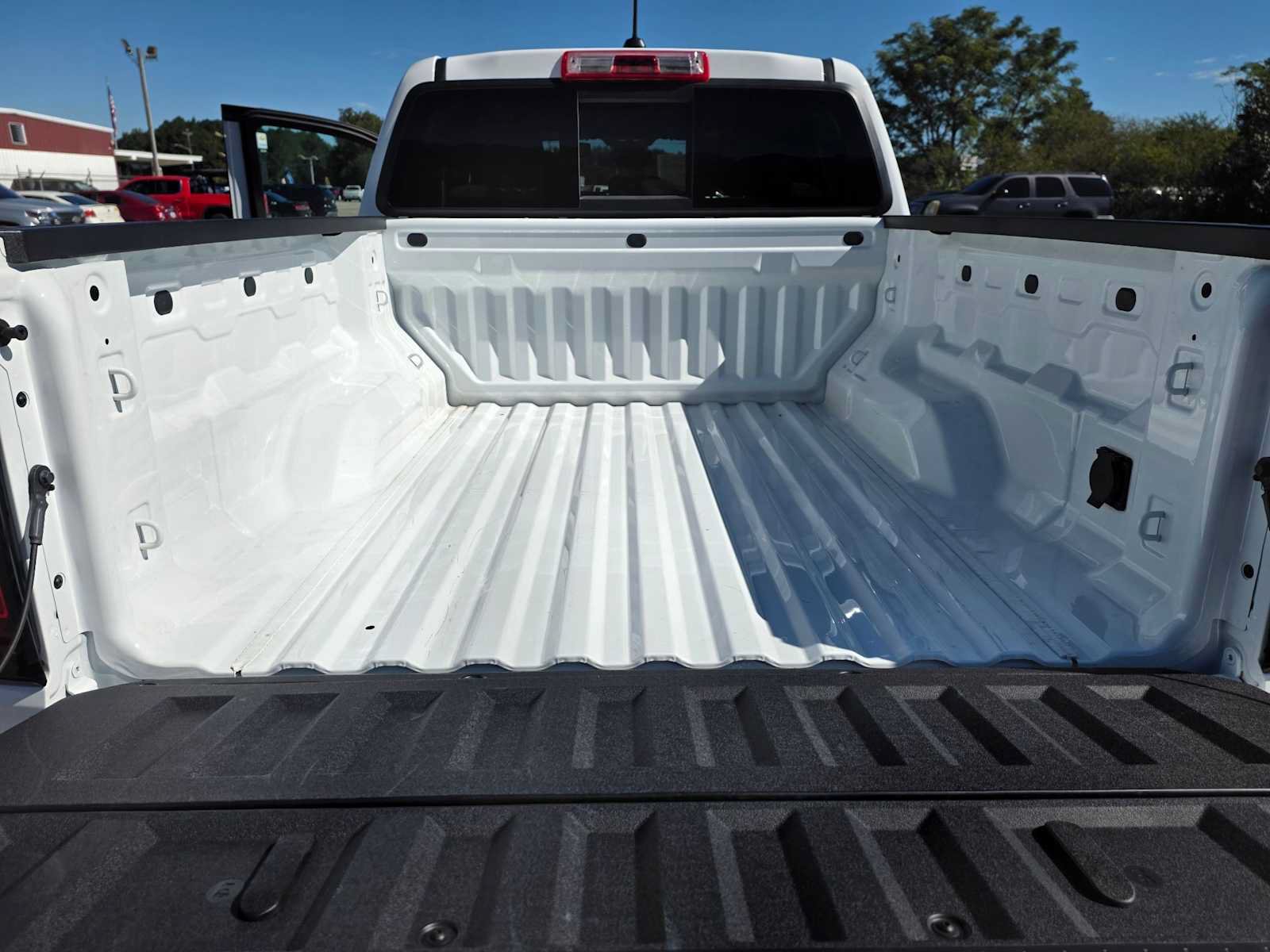 Used 2026 GMC Canyon AT4 AWD/4WD image 10