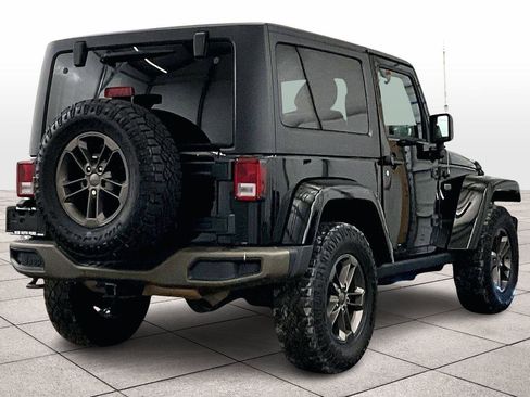 Used 2016 Jeep Wrangler 75th Anniversary image 12