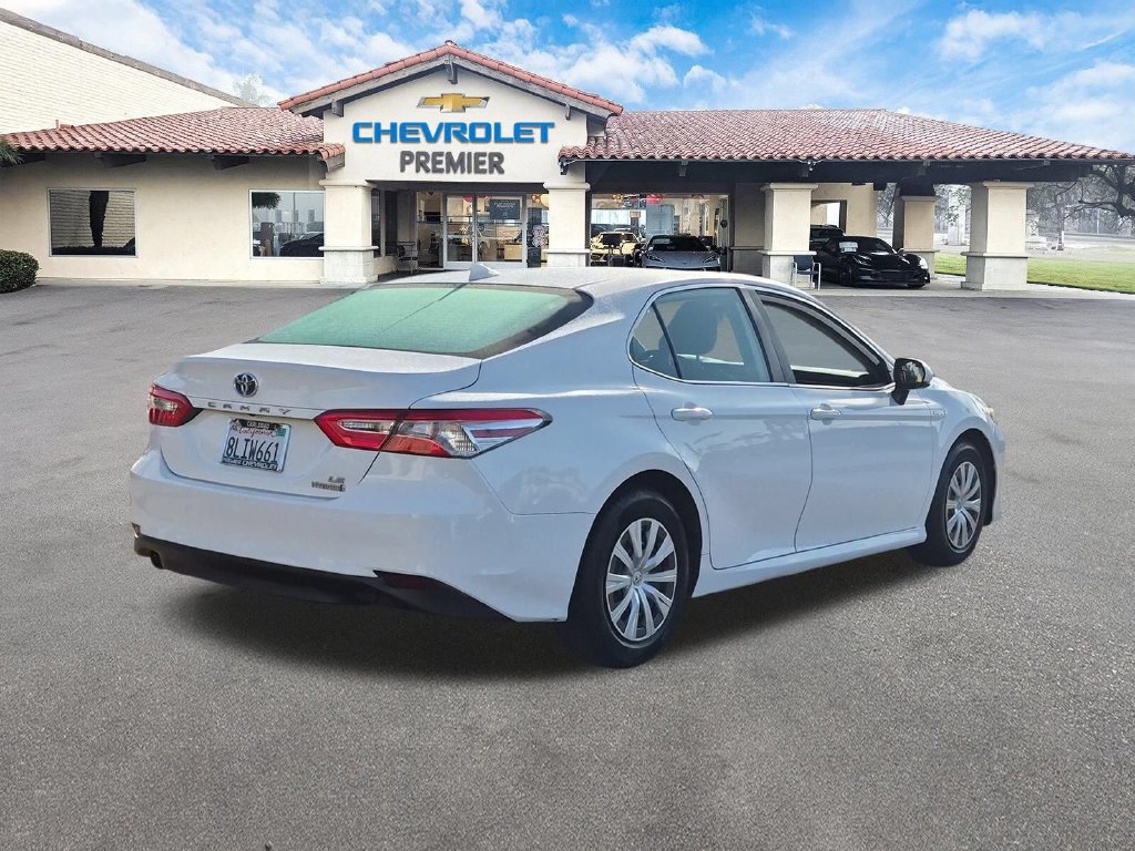 Used 2019 Toyota Camry LE FWD image 8