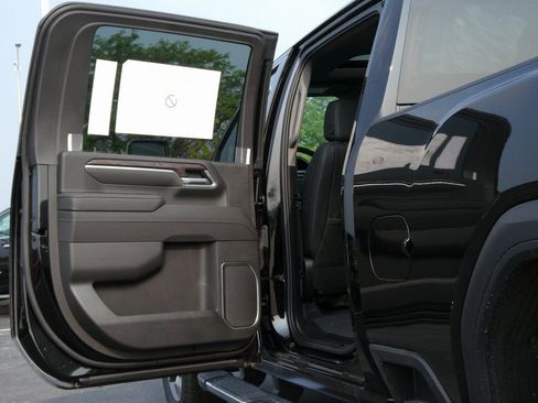 New 2025 GMC Sierra 2500 SLT w/ SLT Premium Package image 41