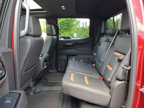 Used 2023 GMC Sierra 1500 AT4 w/ AT4 Premium Package AWD/4WD image 10