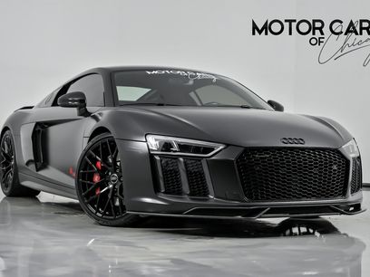 Used 2017 Audi R8 V10 w/ Carbon Interior Package