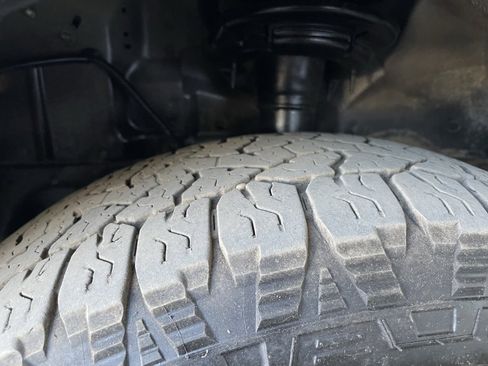 Used 2017 Ford Transit 150 XL image 10