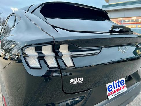 Used 2021 Ford Mustang Mach-E Select w/ Comfort/Appearance Package image 12