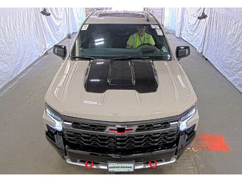 Used 2026 Chevrolet Silverado 1500 ZR2 AWD/4WD image 2