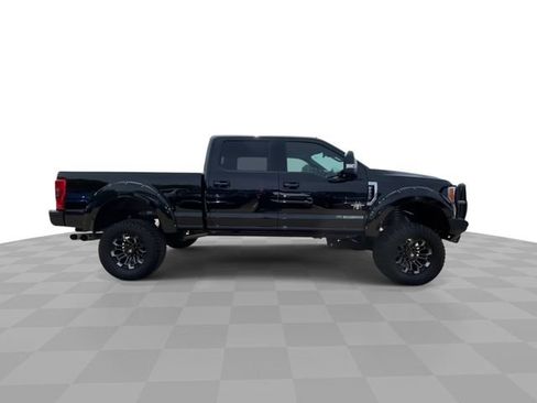 Used 2019 Ford F250 Lariat w/ Lariat Ultimate Package AWD/4WD image 3