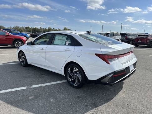 New 2026 Hyundai Elantra Limited image 13