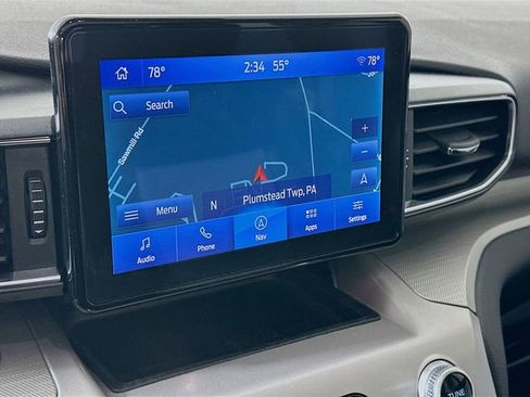 Used 2023 Ford Explorer XLT w/ Equipment Group 202A image 14