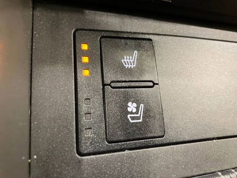 Used 2015 Lexus IS 250 AWD w/ Luxury Package image 32