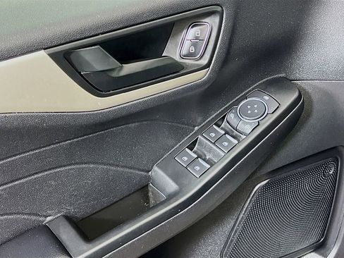 Certified 2022 Ford Escape SE image 23