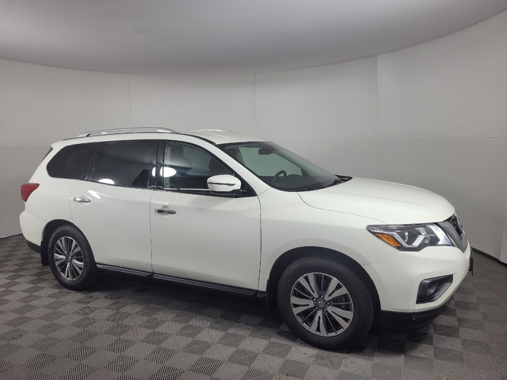 Used 2020 Nissan Pathfinder S FWD image 10
