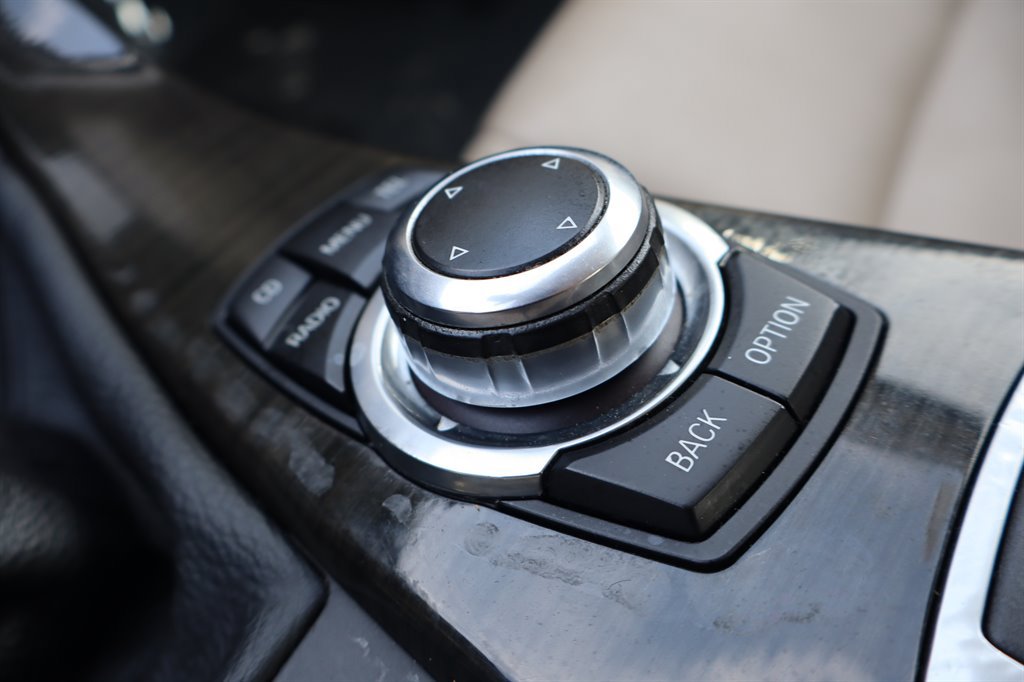 Used 2011 BMW 535i Sedan RWD image 30