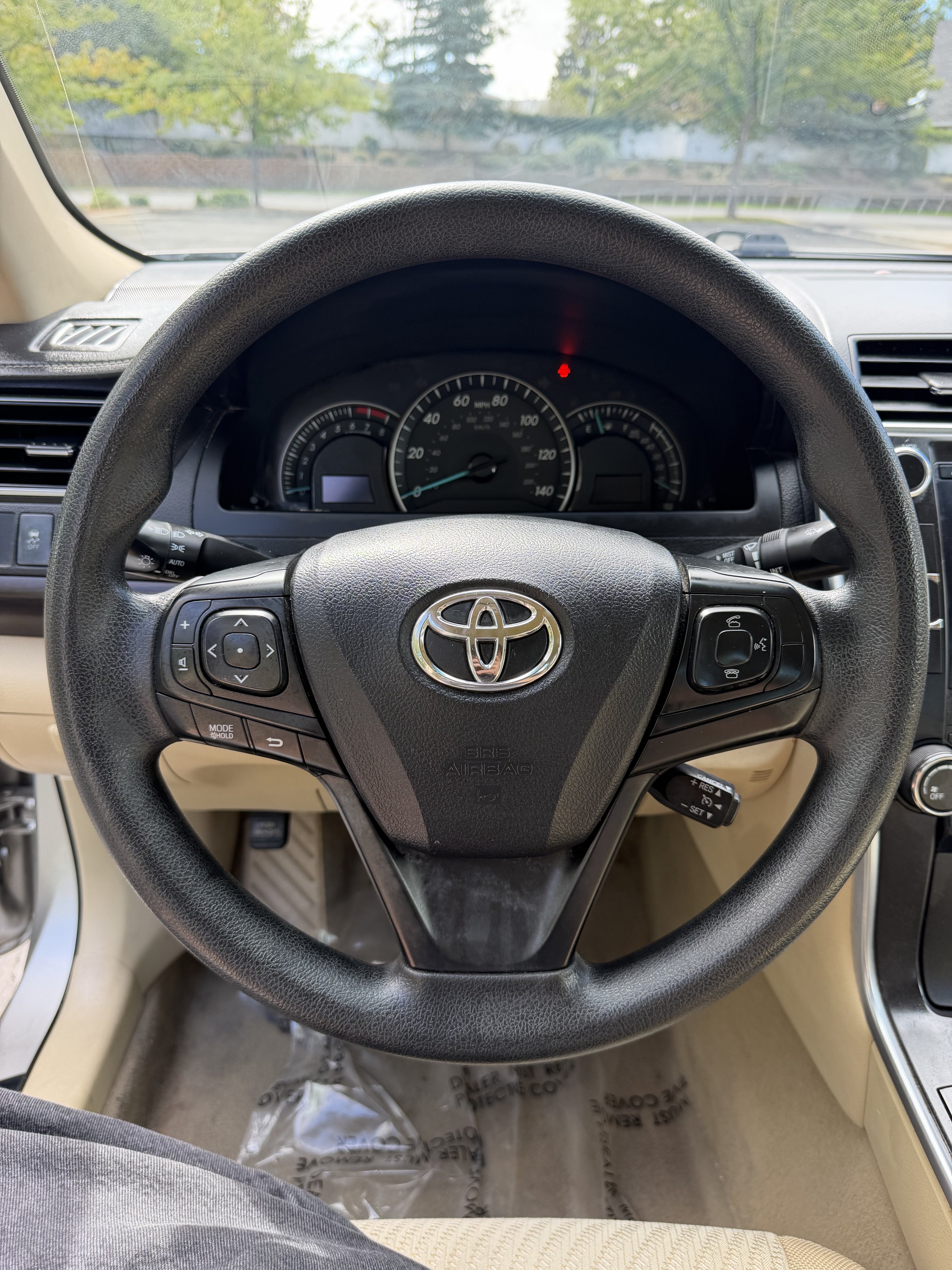 Used 2015 Toyota Camry LE FWD image 22