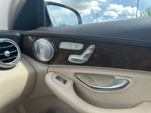 Used 2015 Mercedes-Benz C 300 4MATIC Sedan image 19