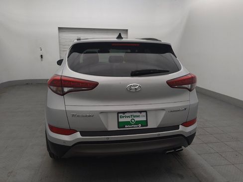 Used 2016 Hyundai Tucson Limited w/ Option Group 03 FWD image 6