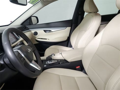 Used 2019 INFINITI QX50 Luxe w/ Navigation Package image 22