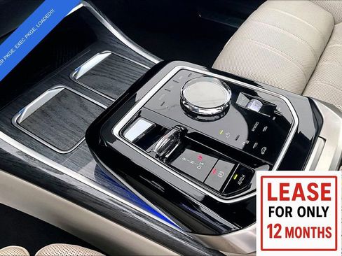 Used 2023 BMW 740i image 19