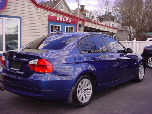 Used 2006 BMW 325xi Sedan AWD/4WD image 6