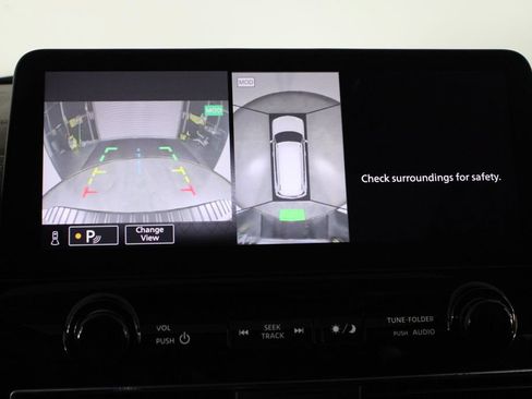 Certified 2022 Nissan Armada Platinum w/ Captain's Chairs Package RWD image 32