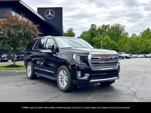 Used 2023 GMC Yukon SLT AWD/4WD image 1