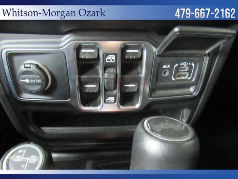 Used 2022 Jeep Wrangler Unlimited Sahara w/ Cold Weather Group AWD/4WD image 47