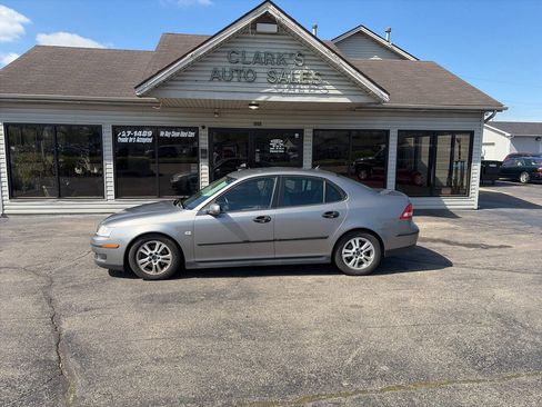 Used 2005 Saab 9-3 Linear FWD image 9
