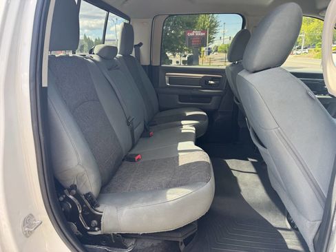 Used 2017 RAM 2500 SLT w/ Snow Chief Group AWD/4WD image 14