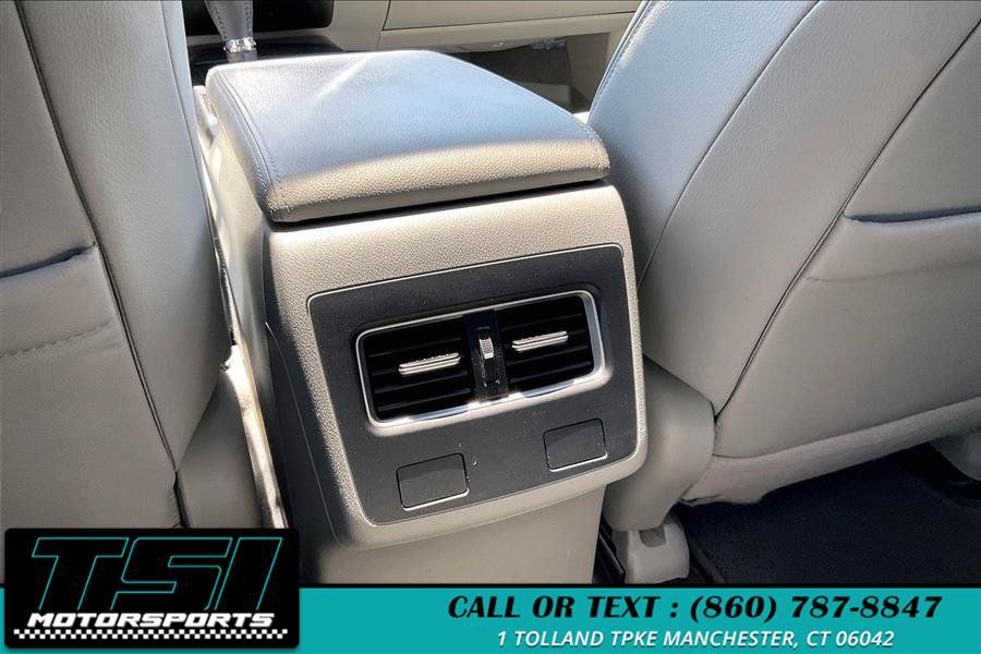 Used 2017 Acura RDX w/ Advance Package AWD/4WD image 30