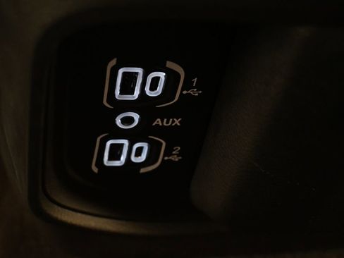 Used 2021 RAM 1500 Big Horn AWD/4WD image 12