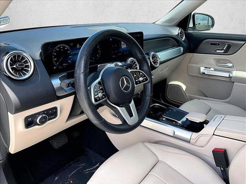 Used 2022 Mercedes-Benz GLB 250 image 14