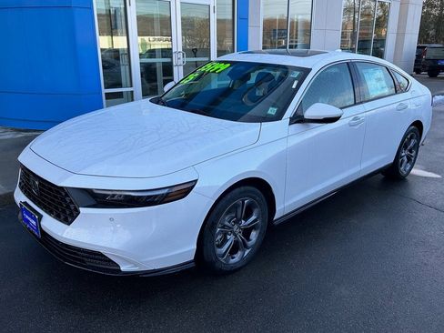 New 2025 Honda Accord EX-L image 1