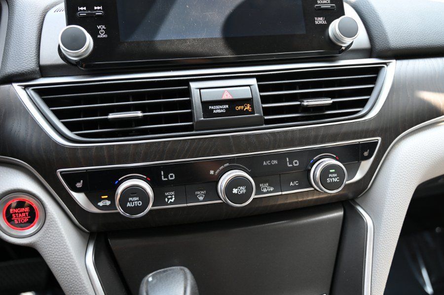 Used 2019 Honda Accord EX image 25