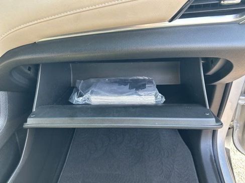 Used 2022 Chevrolet Traverse LS image 41