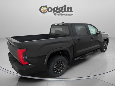 New 2026 Toyota Tundra SR5 w/ SR5 Convenience Package AWD/4WD image 18
