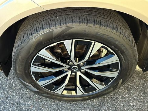 Used 2024 Volvo XC60 B5 Core w/ Climate Package AWD/4WD image 31