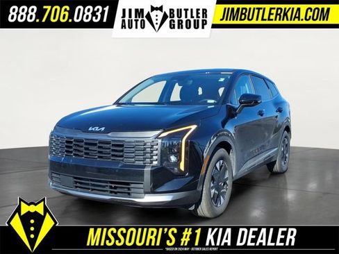 Used 2026 Kia Sportage LX FWD image 1