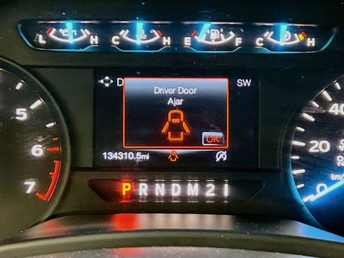 Used 2017 Ford F150 XL w/ Equipment Group 101A Mid AWD/4WD image 20
