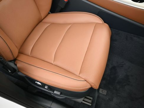 New 2026 Genesis GV70 2.5T Advanced image 12