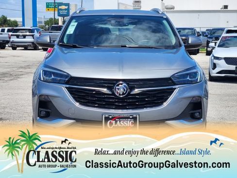 Used 2023 Buick Encore GX Essence w/ Experience Buick Package FWD image 2