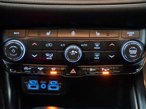 Used 2021 Dodge Durango GT AWD/4WD image 13
