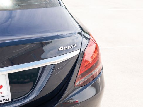 Used 2020 Mercedes-Benz C 300 4MATIC Sedan w/ Premium Package image 46