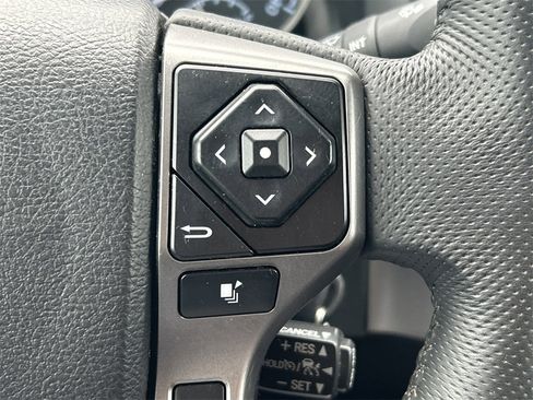 Used 2021 Toyota Tacoma SR5 image 37